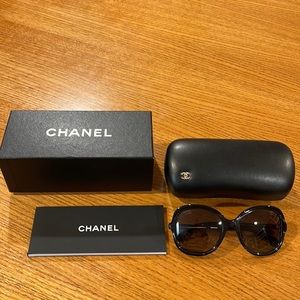 Women’s Chanel black framed sunglasses
